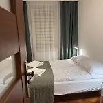 아파트 Bajeczny 87 - 5 Min To Tauron Arena Cracow - Beside The Vistula River *